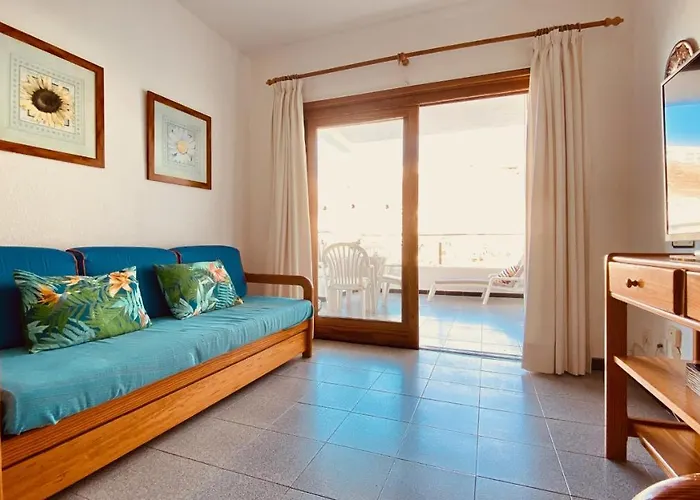 Flat With Terrace In Puerto Rico Apartamento *